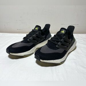 Adidas Ultraboost 21 Mens 13 Shoes Black Silver Metallic Solar Yellow FY037